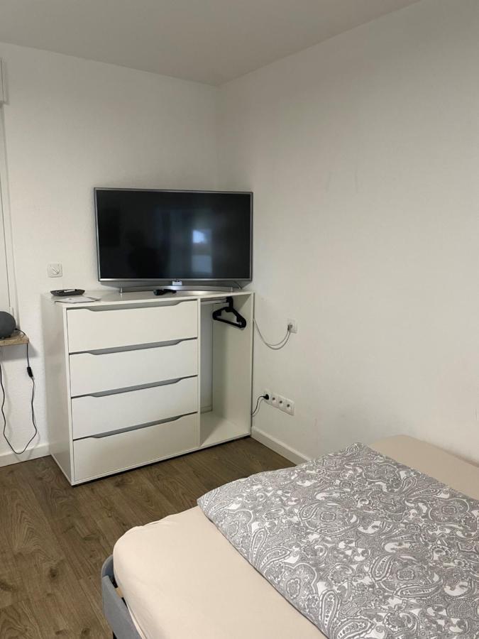 Gemütliche 1-Zimmer Wohnung mit eigenem Eingang Wesseling Exterior foto